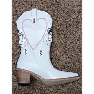 🆕Women White Faux Leather Mid Calf Cowboy with Queen of Hearts Embroidery Boots